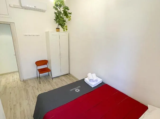 Dea Dreams APARTMENT Lodi Wi-Fi Metro A 2 Passi